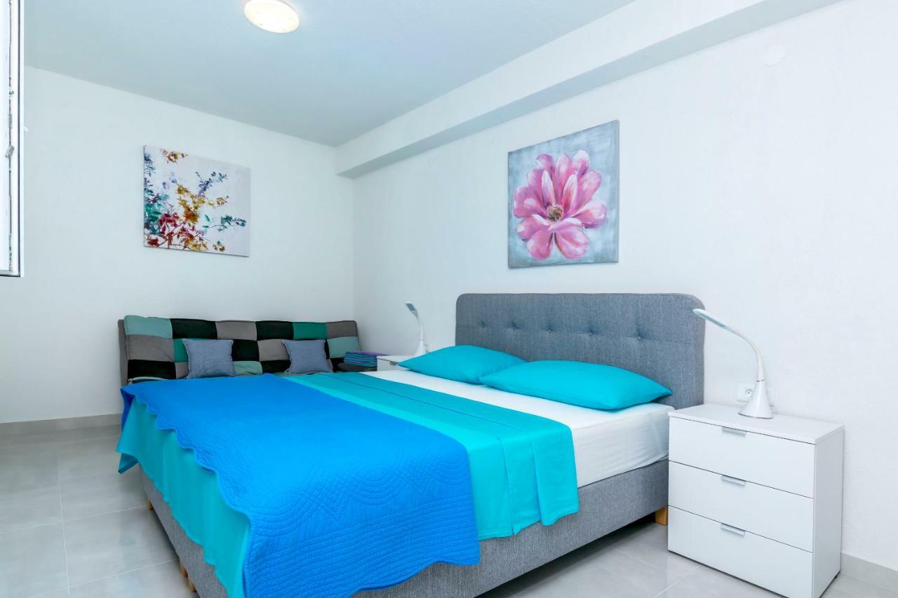 Apartments Hrgovic Rogoznica  Pokoj fotografie